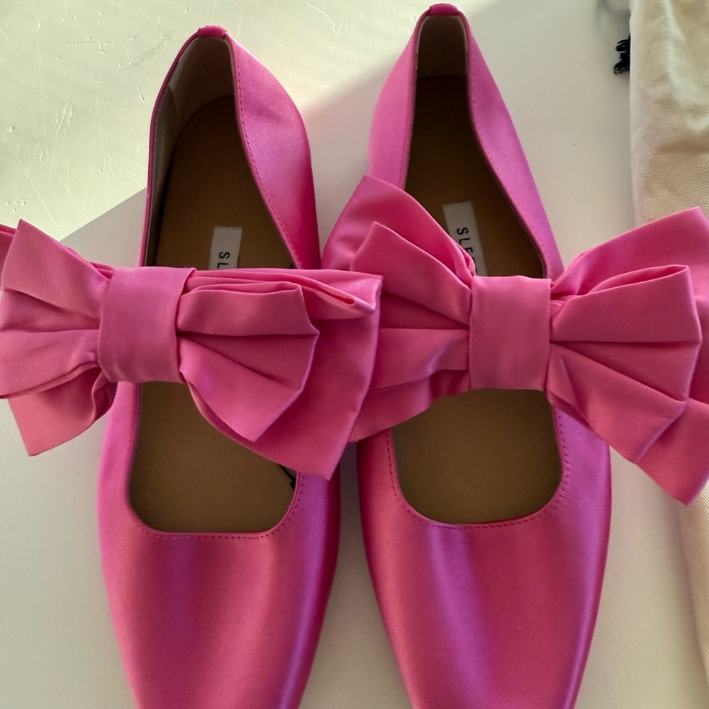 NEW SLEEPER SATIN BOW Mary Jane Flats SIZE 38